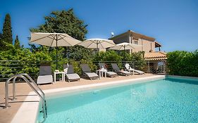 Villa Natilia